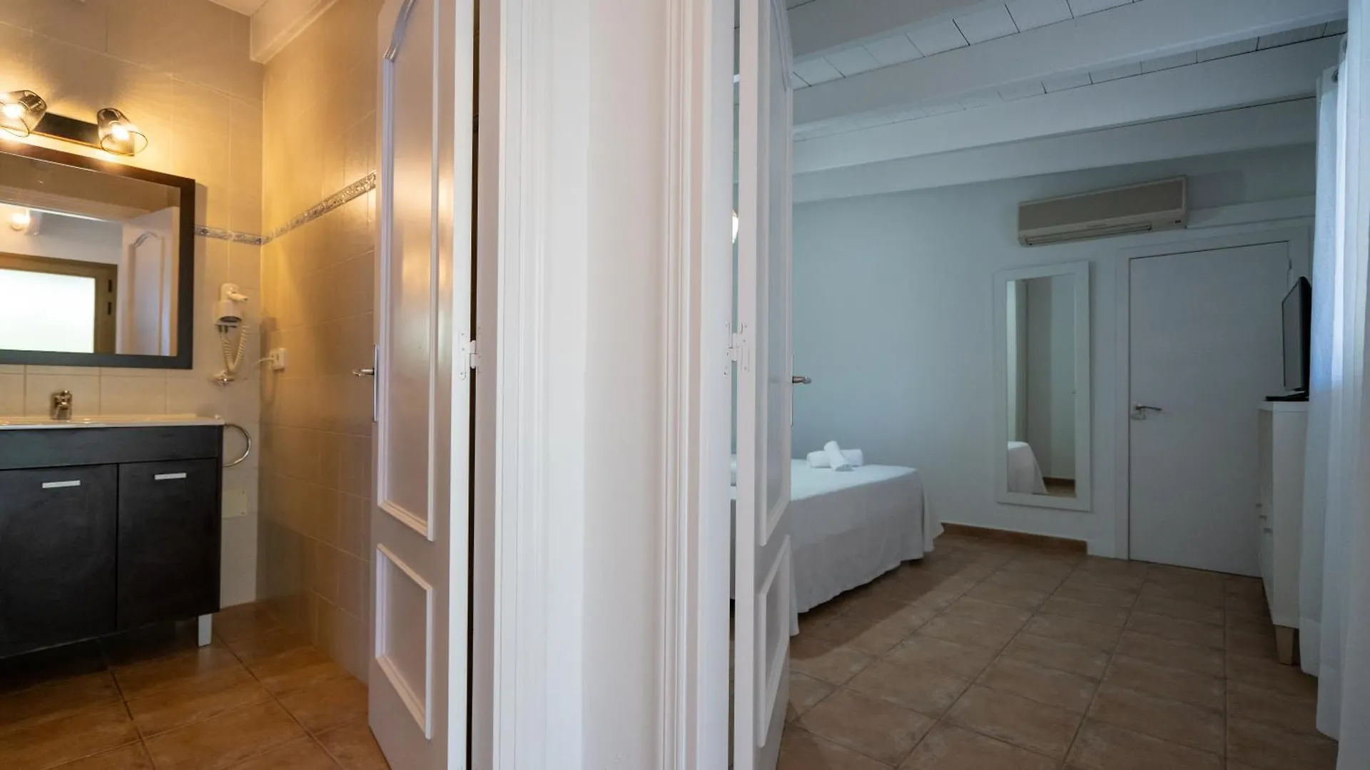 Hotel Rosamar - Emar Hotels Es Pujols 2*,  Hiszpania