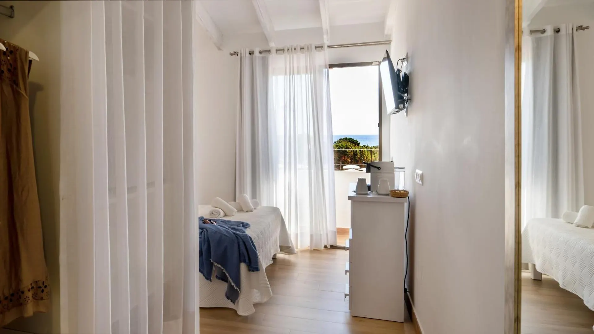 Hotel Rosamar - Emar Hotels Es Pujols 2*,