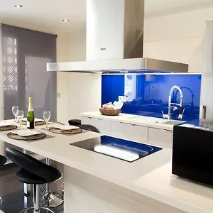 https://edificio-plaza.1costadelsol.com